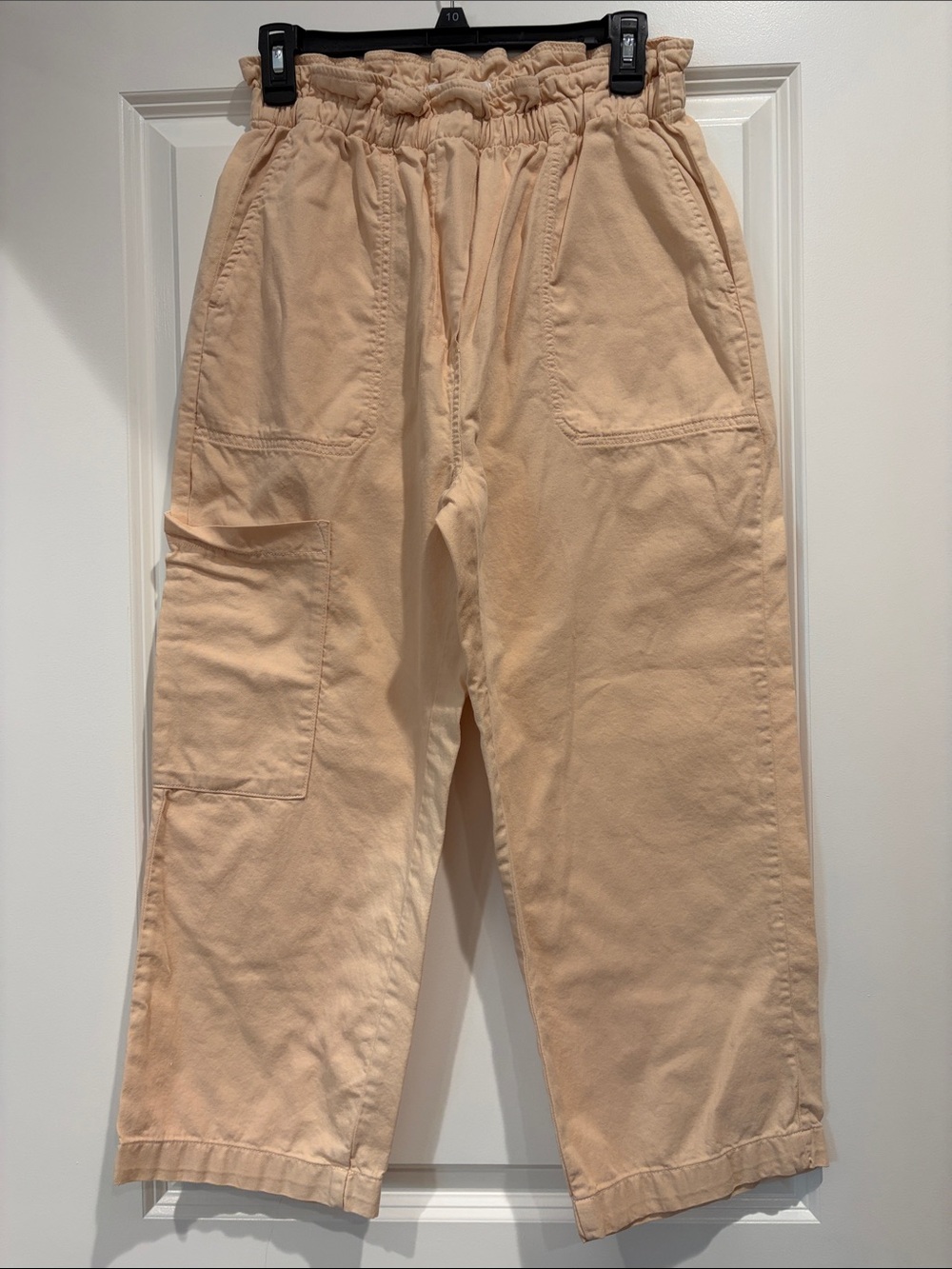 By Anthropologie Women’s Peach-Tone Elastic-Waist Cargo Cropped Pants, small